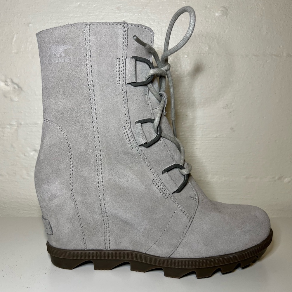 Sorel Gray Lace Up Boots with Wedge Sole